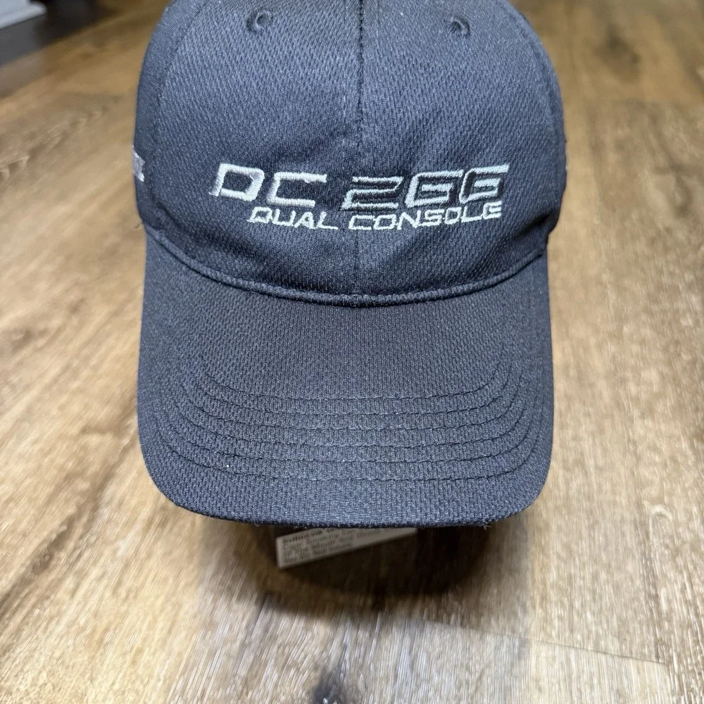 Pursuit DC 266 Dual Console Boat Hat Black Gray Sea Fishing Offshore Performance